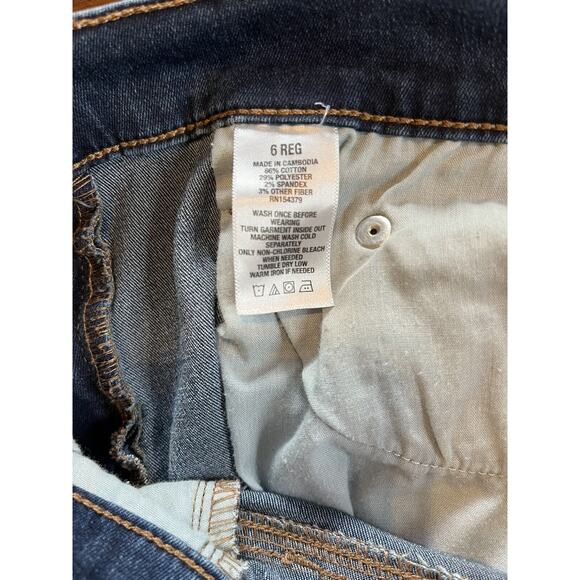 Aeropostale Womens Sz 6 High Rise Jegging Blue Denim Straight - Picture 7 of 7